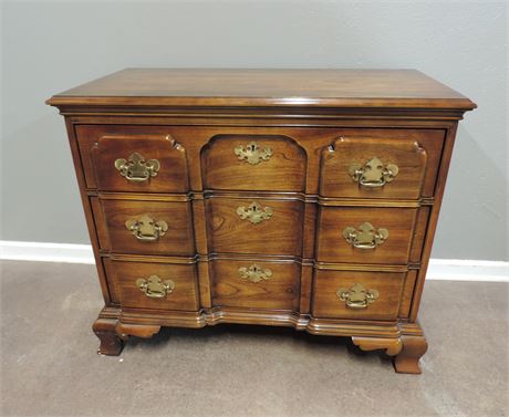 Statton Private Collection Oxford Style Chest