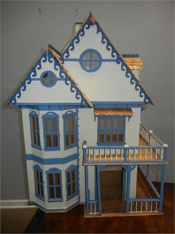 Large Doll House with Shaker Roof and Ready For Property