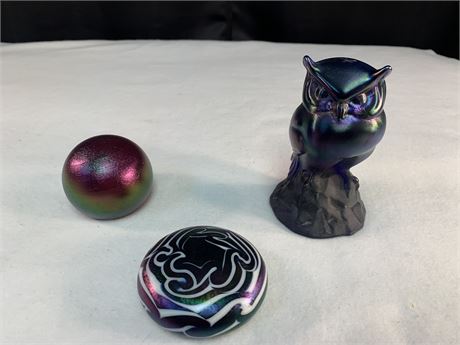 Lot of 3 Paper Weights Featuring Signed ANDES, Signed VITREX and FENTON