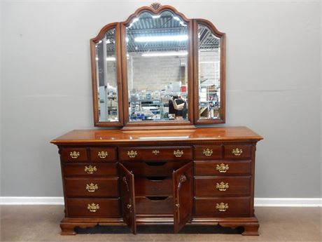 Lexington Triple Dresser with Tri-Mirror
