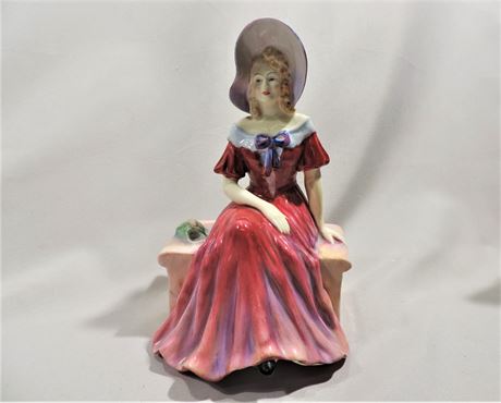 Paragon 'Lady Ursula' Figurine