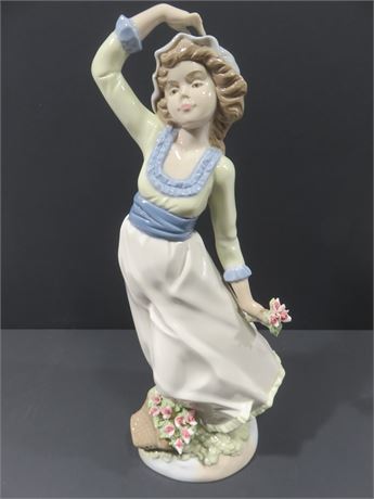 NADAL "Girl With Flowers" Figurine