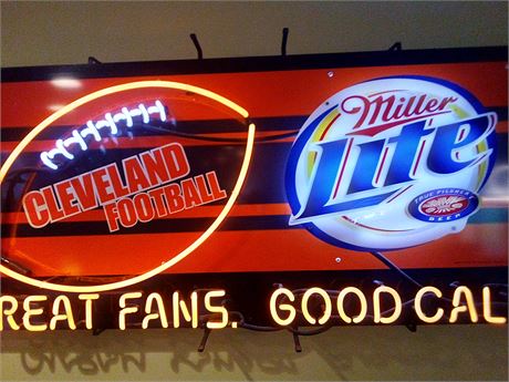 Cleveland Football " Great Fans, Good Call " Miller Lite Neon Beer Sign