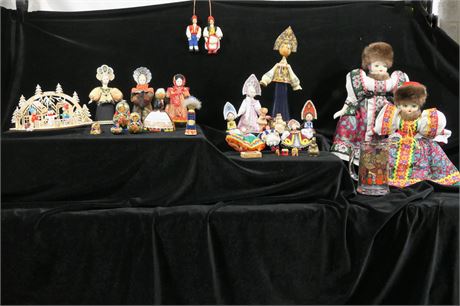 Russian Nesting Dolls, Porcelain Dolls & Ornaments
