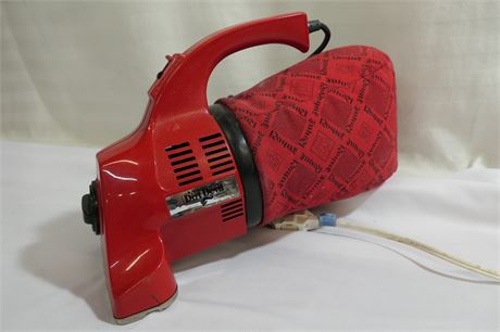 Royal Dirt Devil Hand Vac Handheld Vacuum - Model 103 - Red