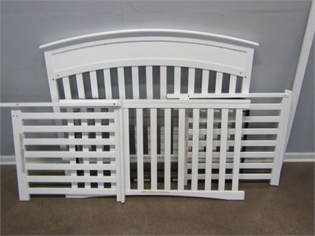 Graco® Charleston 4-in-1 Convertible Crib in White