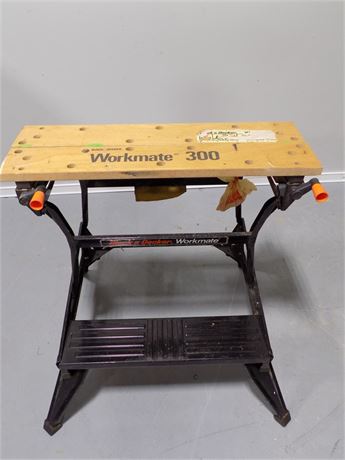 Transitional Design Online Auctions - BLACK & DECKER Workmate 200