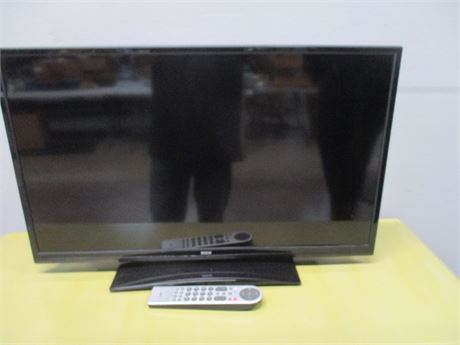 RCA 32''  TV Screen and Remote