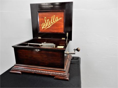 Collectible Stella Music Box