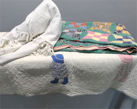 Antique & Vintage Hand Stitched Quilts & Marseilles Corner Post Bedspread