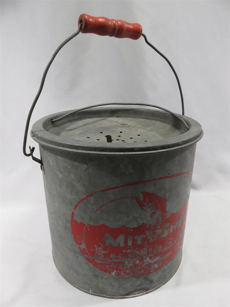 Transitional Design Online Auctions - Vintage 1950s Mit Shell Floating Bait  Bucket