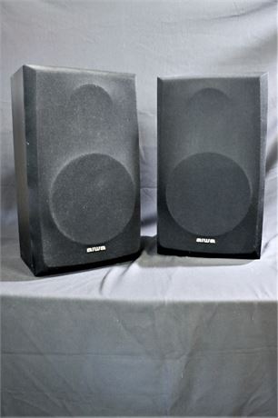 2 Aiwa Speakers  Model SX-ZR330
