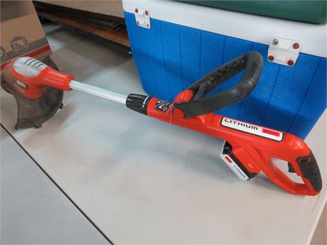 Transitional Design Online Auctions - BLACK & DECKER 20V Blower