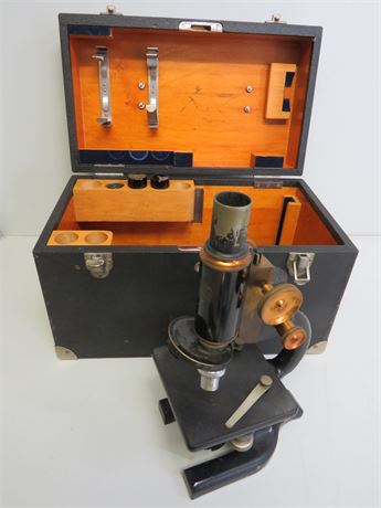 SPENCER Microscope w/Case (BUFFALO U.S.A.)