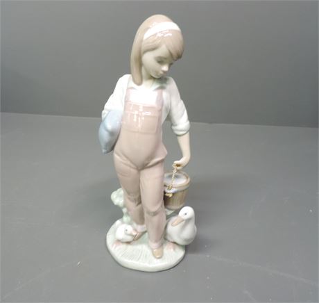 LLADRO 'Saturday's Child' Porcelain Figurine