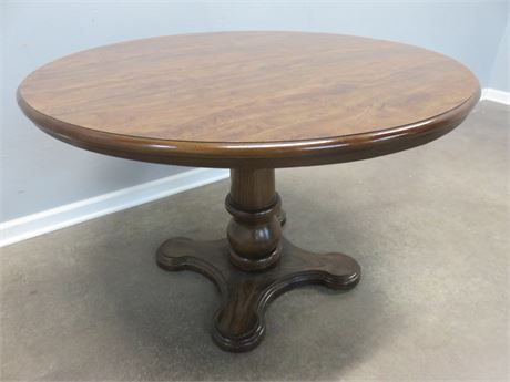 Round Top Foyer Table