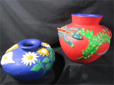 Large Mexican Hand-Crafted Erin or Vase, Vivid Color and Raised Decorations