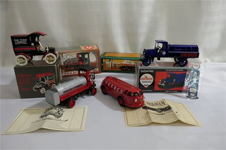 Die Cast Vehicles of Texaco, Collection of 4 Banks