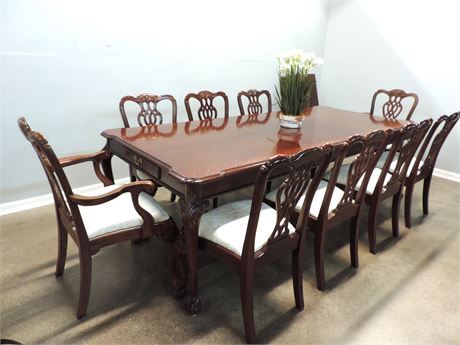 LEXINGTON Dining Table / 10 Chairs