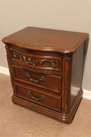 Single Nightstand with detailed finishing touches
