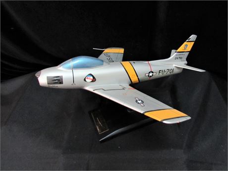 Toys and Models Corp 1:32 Wood Model Airplane F-86F-Sabre USAF FU-701 - Dottie