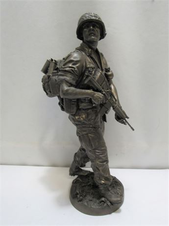 Tall Cold Cast Resin American Soldier Statue - Khaki Army #0191