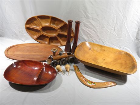 Vintage Wooden Servingware Lot