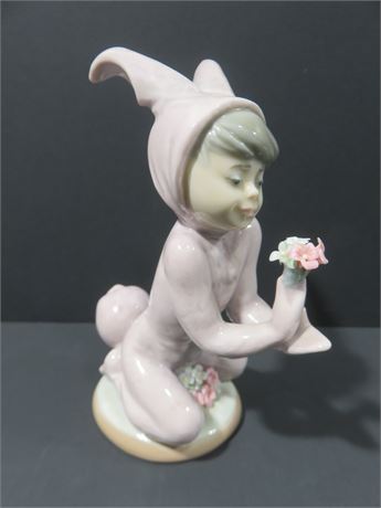 LLADRO "Boy And His Bunny" Figurine 1507