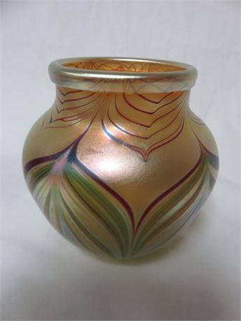 1979 ORIENT & FLUME Studio Art Glass Signed Vase