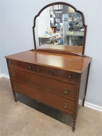 Vintage 1940s Dresser w/Mirror