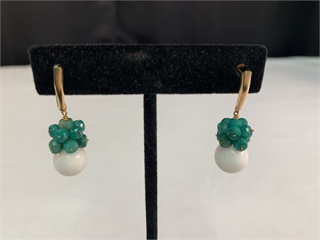14KT White Jade Emerald Pierced Earrings