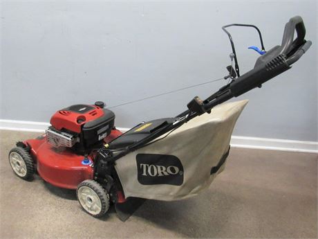 Toro Personal Pace 22" Recycler Mower