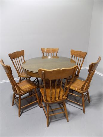 Antique Round Dining Table & Chairs