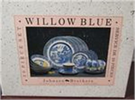 Johnson Brothers Willow Blue 20 Piece Dinnerware Set, Service for 4
