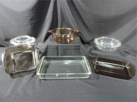 Pyrex  Bakeware Set