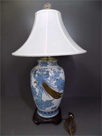 Oriental Porcelain Table Lamp