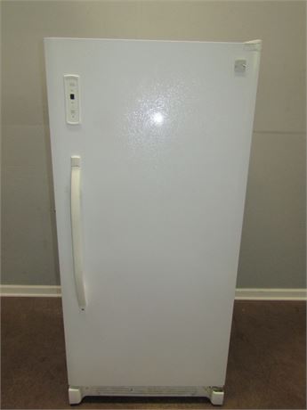 Kenmore Upright Freezer, Model 253.284, 253 cubic feet in White