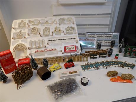 Department 56 Holiday Village Accessories