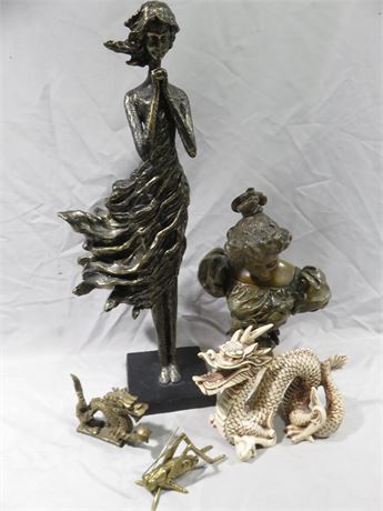 Decorative Figurines / Statues