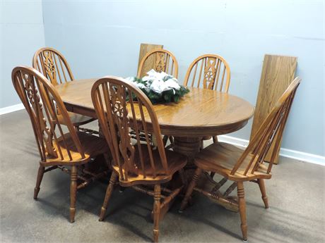Traditional Solid Wood Dining Table / Six Chairs