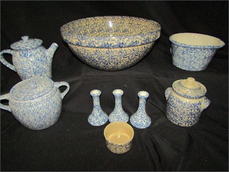 Roseviile Pottery and Dinnerware