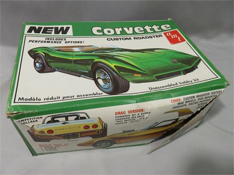 Original AMT 1976 Custom Corvette Roadster Model Kit