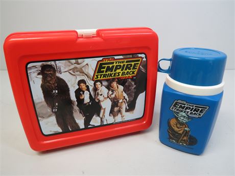 Vintage 1980 Empire Strikes Back Plastic Lunch Box